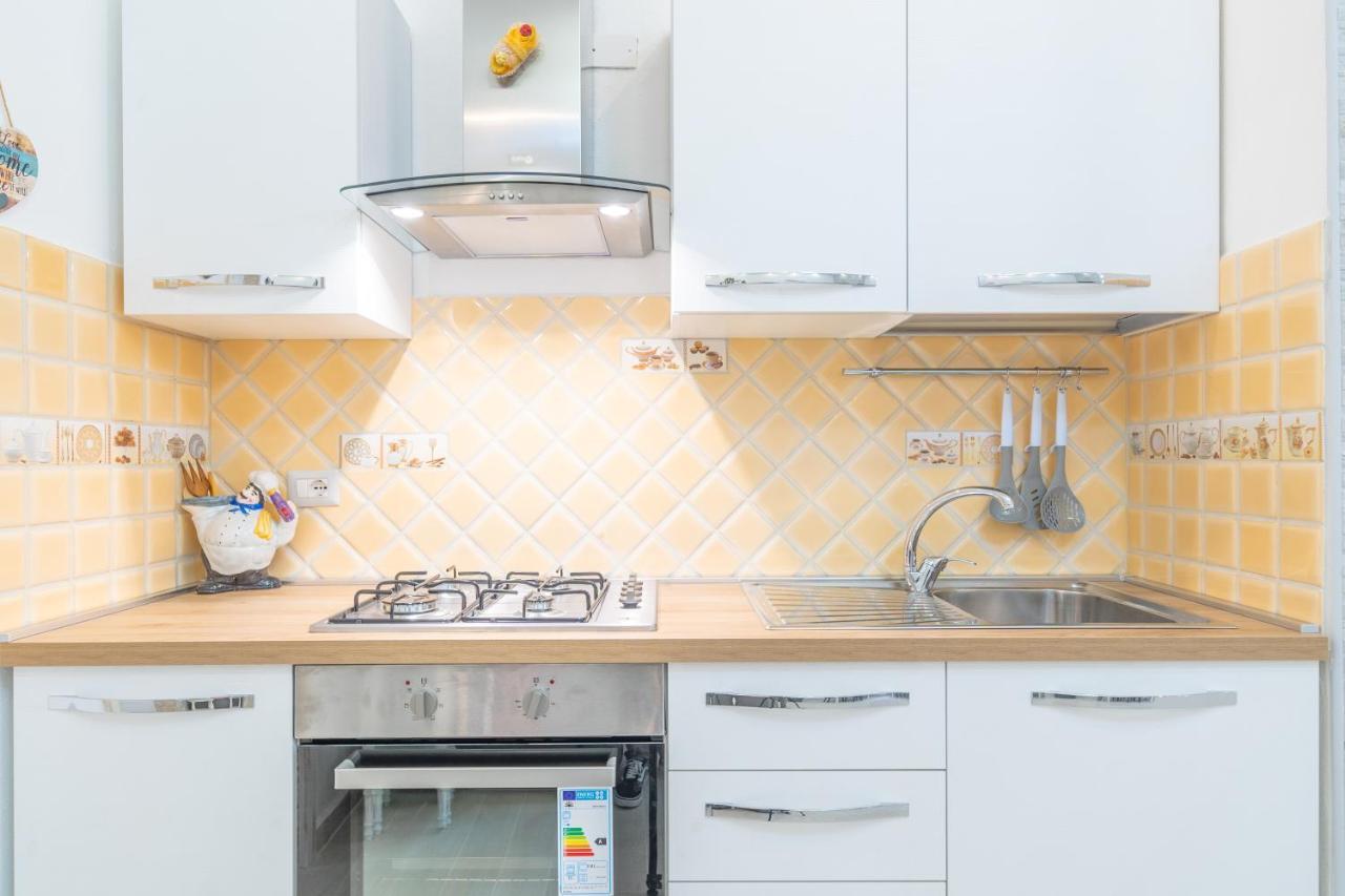 Domo Nora 2 Appartement Olbia Buitenkant foto