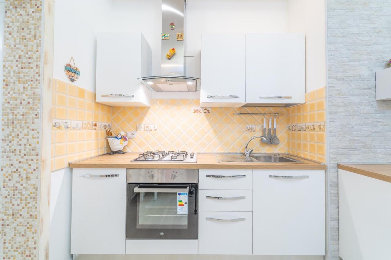 Domo Nora 2 Appartement Olbia Buitenkant foto